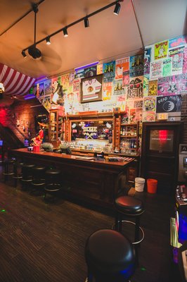 Dixie Tavern by null