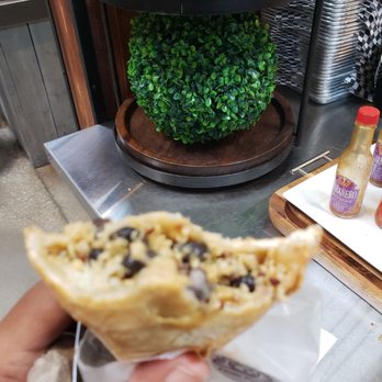 Empamamas - Delicious flower power vegan empanada - Empanadas Near Me - Tampa, Florida Empamamas - Delicious flower power vegan empanada - Empanadas Near Me - Tampa, Florida