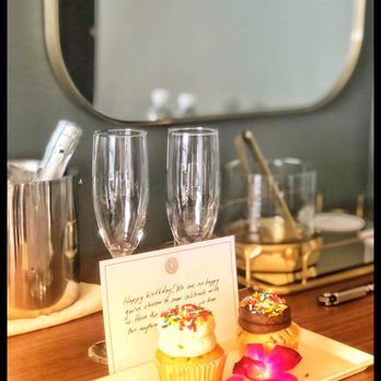 Hotel AKA Boston Common - Hotels Near Me - Boston, Massachusetts