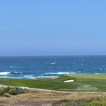 Roy's at Pebble Beach - Asian Fusion Near Me - Pebble Beach, California