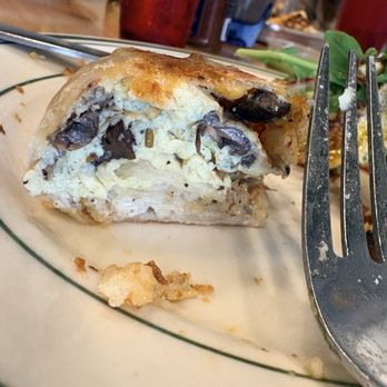 Breakaway Cafe - Cafes Near Me - Culver City, California
