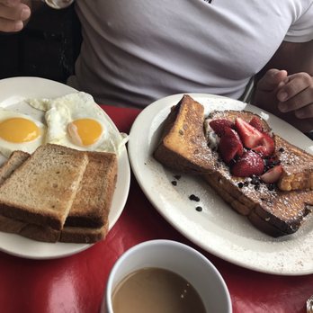 Maureen's Kitchen - Breakfast & Brunch Near Me - Smithtown, New York