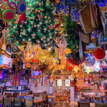 Pueblito Viejo - Inside decor - Colombian Near Me - Miami, Florida Pueblito Viejo - Inside decor - Colombian Near Me - Miami, Florida
