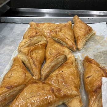 Beans Restaurant - Pastelitos - Breakfast & Brunch Near Me - Fort Myers, Florida