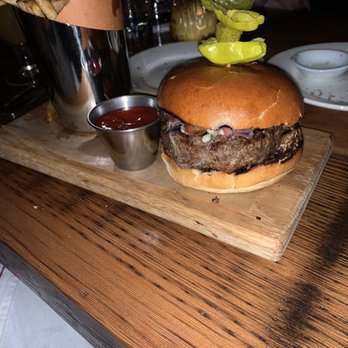 Ainslie - Burger with prosciutto and Gorgonzola - Beer Gardens Near Me - Brooklyn, New York