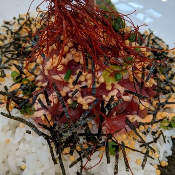 Da Kitchen Maui - Ahi poke bowl - Hawaiian Near Me - Kihei, Hawaii Da Kitchen Maui - Ahi poke bowl - Hawaiian Near Me - Kihei, Hawaii
