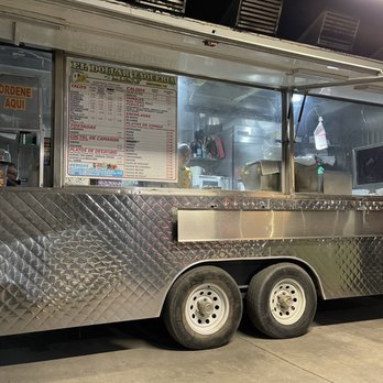 El Dollar Taqueria - Taco Truck - Mexican Near Me - Lost Hills, California