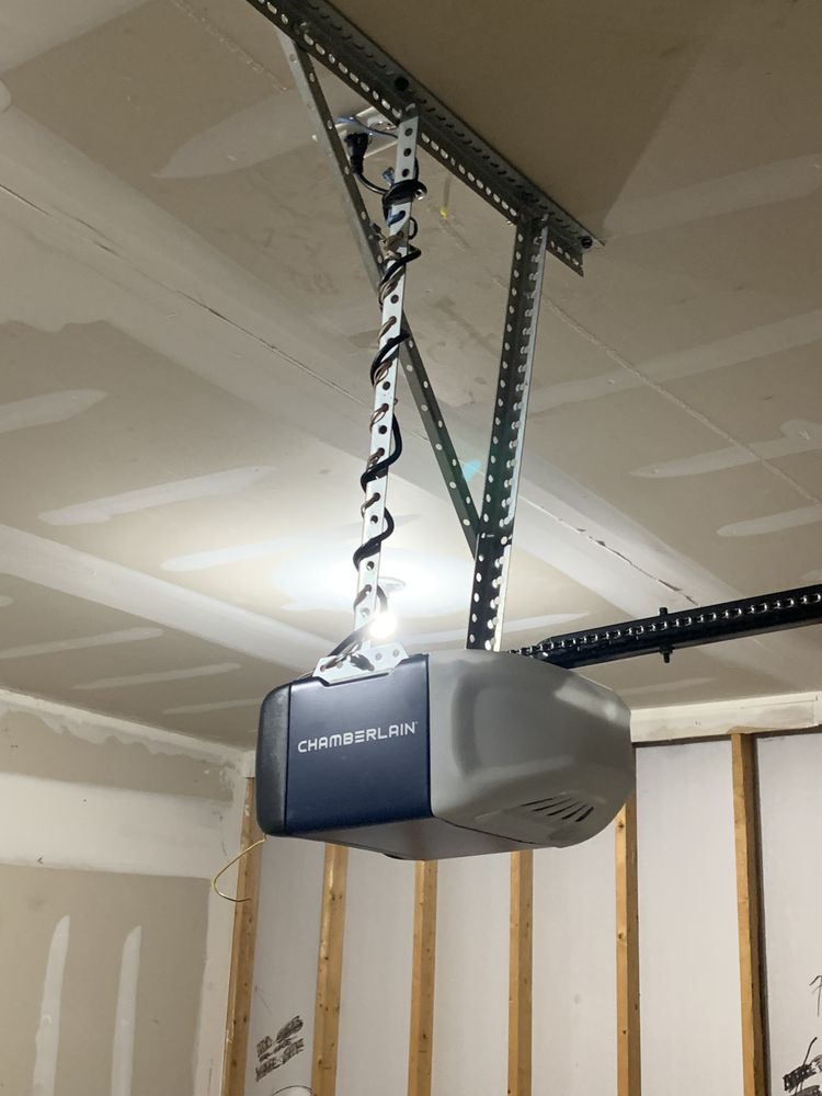 Slide of Centerville Garage Doors