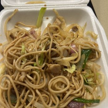 Dynasty - Combo(beef, chicken, shrimp) Chow Mein - Chinese Near Me - Big Bear Lake, California Dynasty - Combo(beef, chicken, shrimp) Chow Mein - Chinese Near Me - Big Bear Lake, California