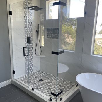 Mobile shower doors - Amazing starphire glass enclosure - Glass & Mirrors Near Me - Laguna Hills, California Mobile shower doors - Amazing starphire glass enclosure - Glass & Mirrors Near Me - Laguna Hills, California