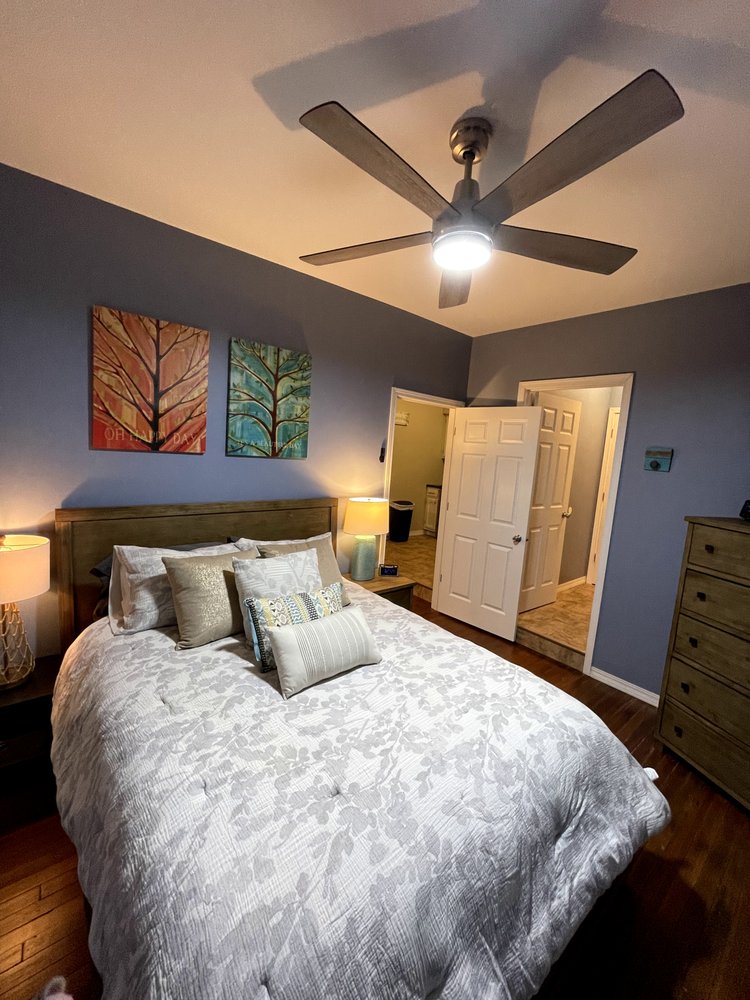 DOWNTOWN LOFTS BY HERO HOLDINGS 25 Photos 1015 La Salle St, Ottawa