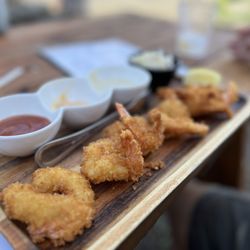 Jandy Oyster - Fried Shrimp platter was properly appointed.