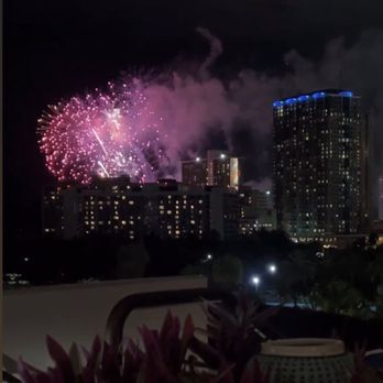 Quiora - Alamoana fireworks show. - Italian Near Me - Honolulu, Hawaii Quiora - Alamoana fireworks show. - Italian Near Me - Honolulu, Hawaii