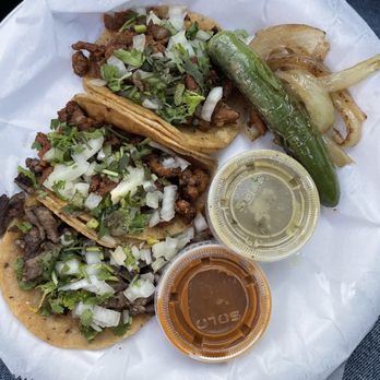Corazon Mexicano - 2 Pastor + 1 Asada Tacos - Food Trucks Near Me - San Francisco, California