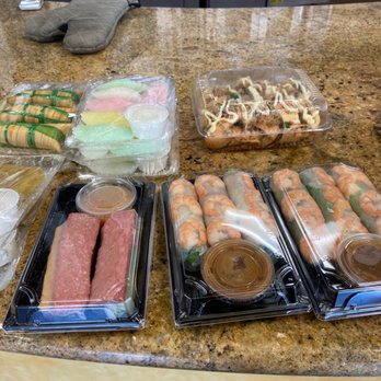 La Ca Bakery & Cafe - Vietnamese Near Me - Hayward, California