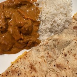 Butter chicken Garlic cheese naan bread Butter chicken Garlic cheese naan bread