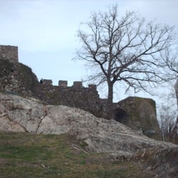 Château des Allinges - Les murailles