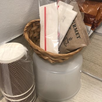 Curly Redwood Lodge - Coffee available - Hotels Near Me - Crescent City, California