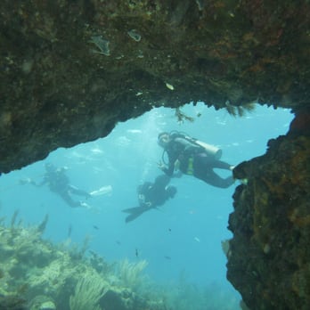 Key Largo Dive Center - Scuba Diving Near Me - Key Largo, Florida