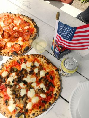 Pizza Yard by null