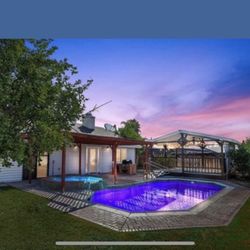 John Bettencourt Swimming Pool Service