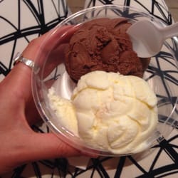 Apple Juice Bar - Chocolate and Coconut ice cream