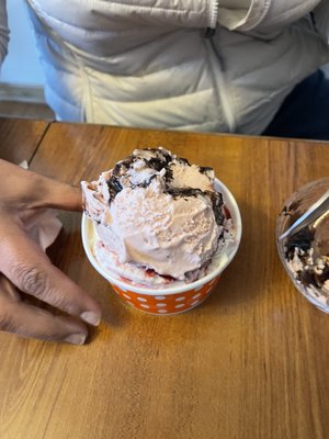 Frozen Frog Ice Cream by null