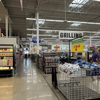 H-E-B Plus - Grilling camping and fishing supplies - Grocery Near Me - Corpus Christi, Texas