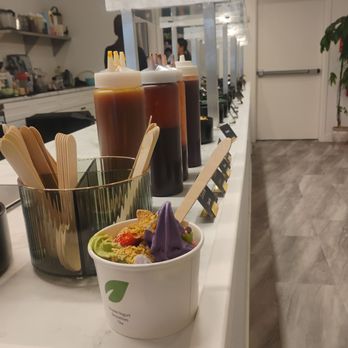 Blum - My froyo next to the froyo toppings bar - Ice Cream & Frozen Yogurt Near Me - Buffalo, New York Blum - My froyo next to the froyo toppings bar - Ice Cream & Frozen Yogurt Near Me - Buffalo, New York