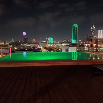 The Gallery Rooftop Lounge - Beautiful skyline views - Bars Near Me - Dallas, Texas The Gallery Rooftop Lounge - Beautiful skyline views - Bars Near Me - Dallas, Texas