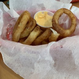 Onion rings very few for what you pay for them but the dipping sauce was good. Onion rings very few for what you pay for them but the dipping sauce was good.