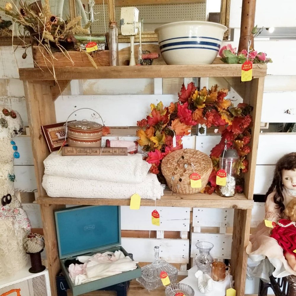 THIS & THAT COLLECTIBLES Updated August 2024 49 Photos 520 E