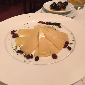 La Barraca - Manchego  cheese plate (already took a few pieces). Perfect appetizer. - Spanish Near Me - Madrid, M