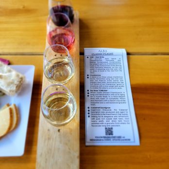 Alba Vineyard - Flight - Wineries Near Me - Milford, New Jersey