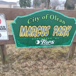 Marcus Park - Entrance