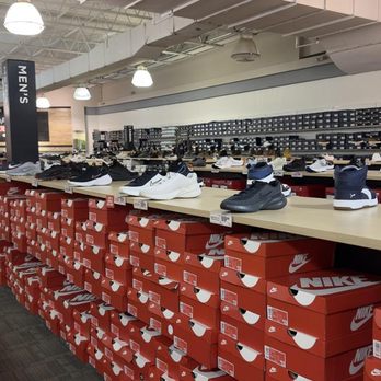 nike factory store franklin mills