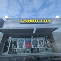 T-Shirt City - Store front