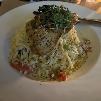 Boshamps Oyster House - Pan sautéed Gulf Snapper with linguine pasta - Cajun/Creole Near Me - Destin, Florida