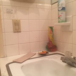 Robert K Hall, DPM - Bong in the bathroom!!!!
