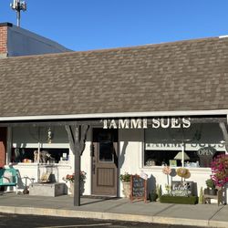 Tammi Sue’s - Delightful shop full of home and garden items, fashion, candles, decor, some upcycled items