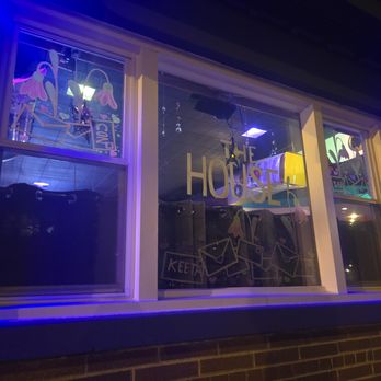 The House - Dive Bars Near Me - Milwaukee, Wisconsin The House - Dive Bars Near Me - Milwaukee, Wisconsin