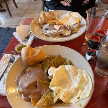 Los Chilakillers - Old 183 (no cheese) and the Longhorns - Mexican Near Me - Austin, Texas