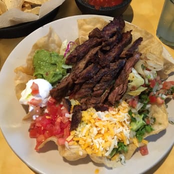Los Molcajetes - Fajita taco salad - Mexican Near Me - Mansfield, Texas