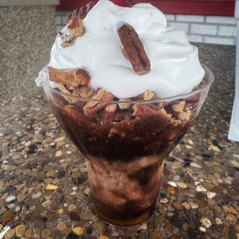 Campbell's Dairyland - Turtle sundae - Ice Cream & Frozen Yogurt Near Me - Brandon, Florida Campbell's Dairyland - Turtle sundae - Ice Cream & Frozen Yogurt Near Me - Brandon, Florida
