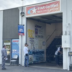 Will Smog Check - happy customer while we're patiently waiting. always worth the wait :)