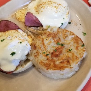 Snooze, an A.M. Eatery - Ham eggs Benedict - Breakfast & Brunch Near Me - Katy, Texas