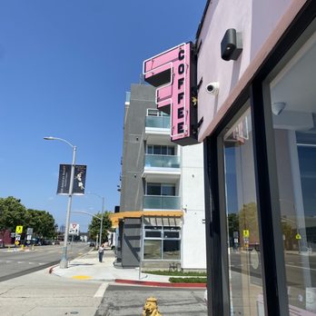 Federal Coffee - Exterior - Coffee & Tea Near Me - Los Angeles, California