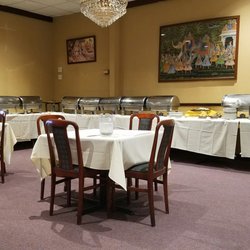 India Palace - This was about 10 minutes before closing
