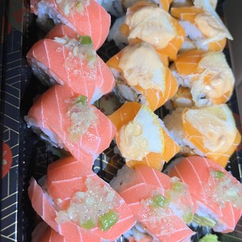Gorilla Eats Sushi - Wasabi Roll and Ritz Roll - Sushi Bars Near Me - San Diego, California