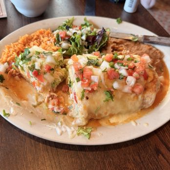 Cafe El Tapatio - Chicken burrito - that was really watery/runny - Mexican Near Me - Chicago, Illinois